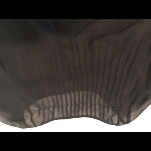 Blouse - Picture 2 of 3